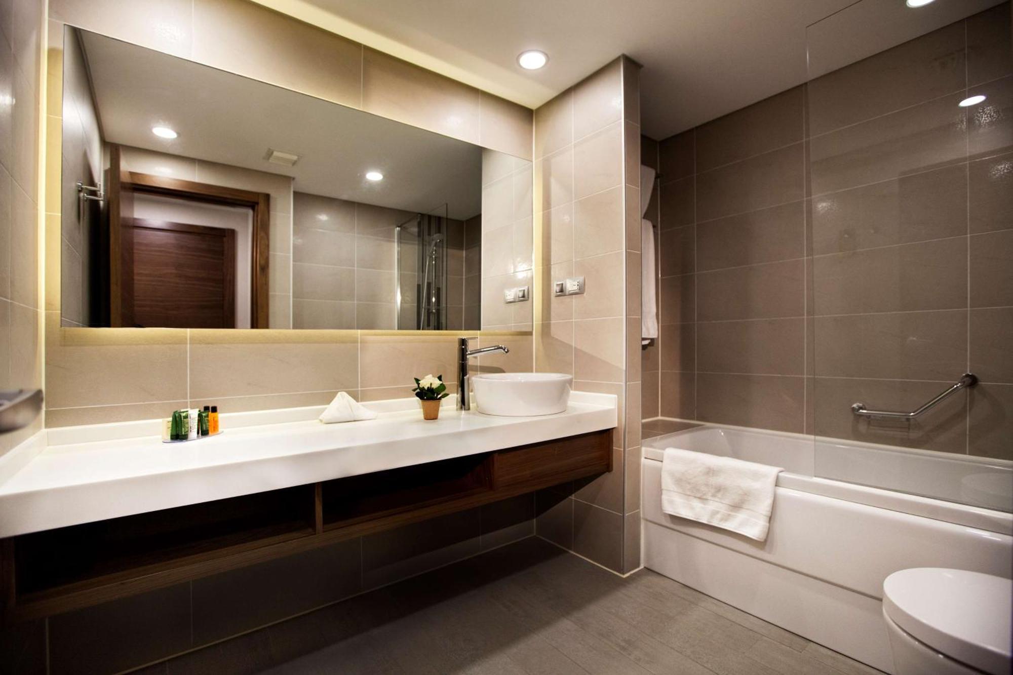 Hilton Garden Inn Эрзинджан Экстерьер фото